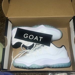 I brought the wrong size’s. It’s brand new 11c They are the Jordan 11 retro